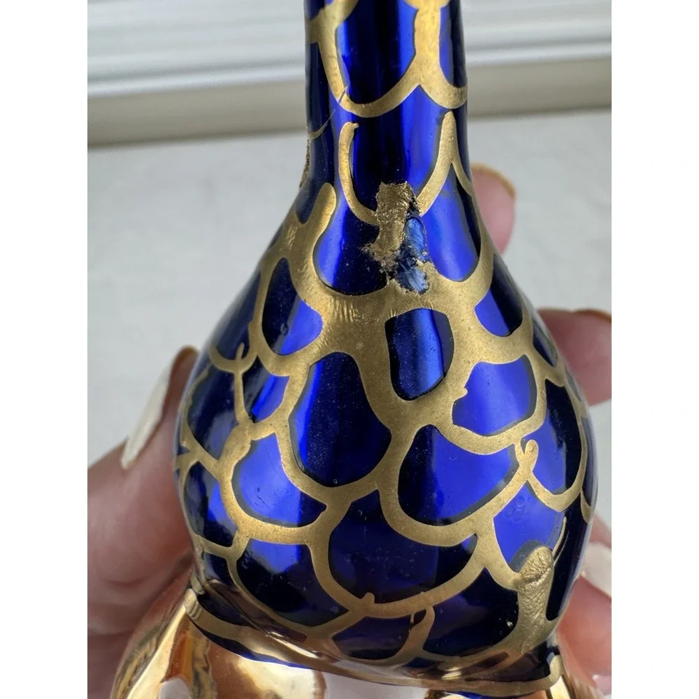 Unbranded handcrafted glass